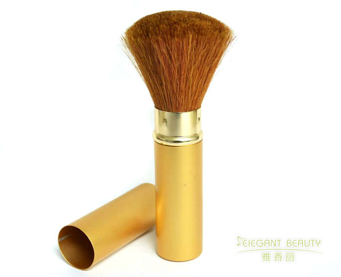 作為化妝刷生產廠家，你們如何確保每一把刷子的質量？